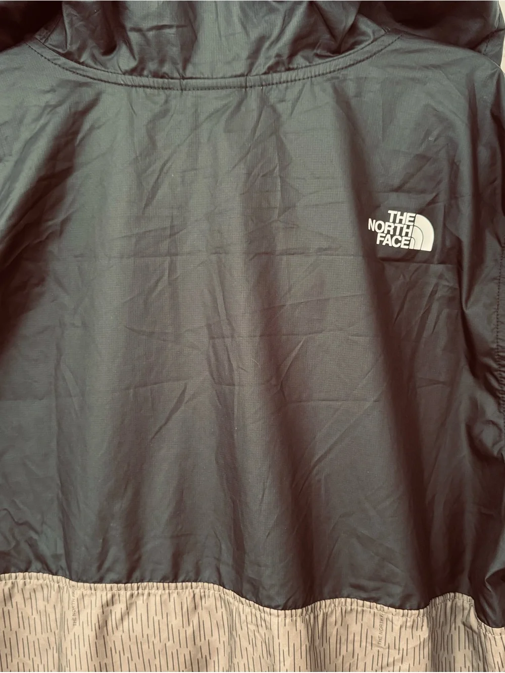 The North Face Women’s WINDWALL Windbreaker Jacket - Black & Olive Size Lrg NWOT